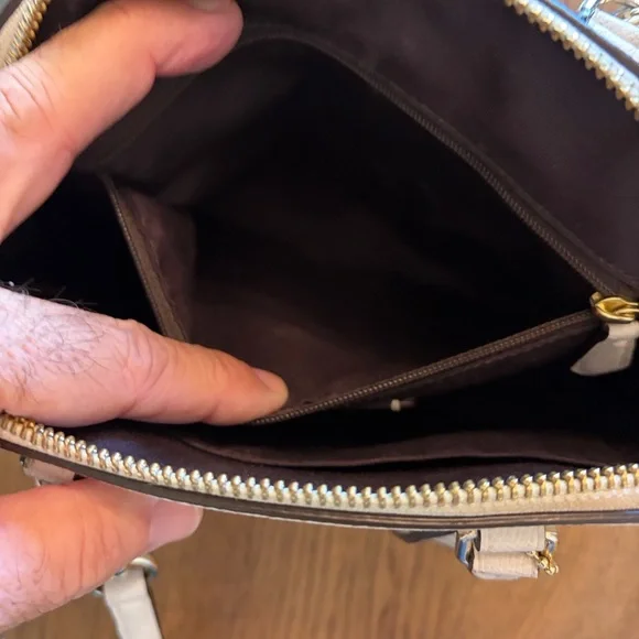 ๐ฒ Coach Sierra Satchel Crossbody bag In Ivory Crossgrain Leather - Picture 11 of 12